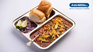 Discover cheap eats Mumbai lovers swear by for bold flavors on a budget.