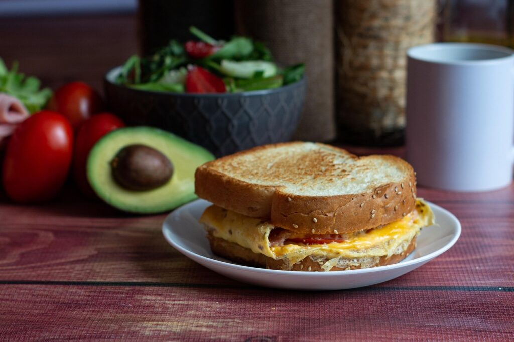 Best and Cheap Street Food in Mumbai for Vegetarian: City of Dreams